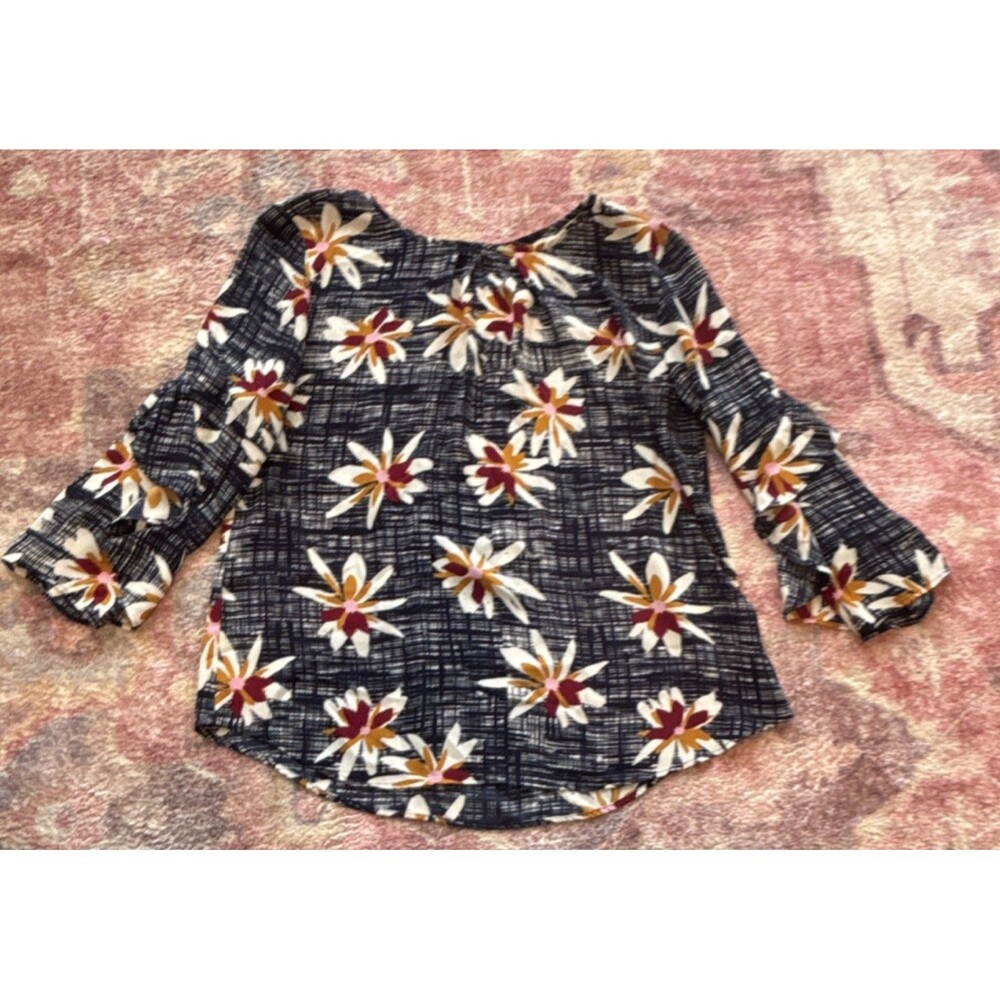 Van Heusen Women's Navy Floral 3/4 Ruffle Sleeve Blouse Size M